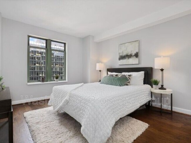 Building Photo - 1150 K St NW