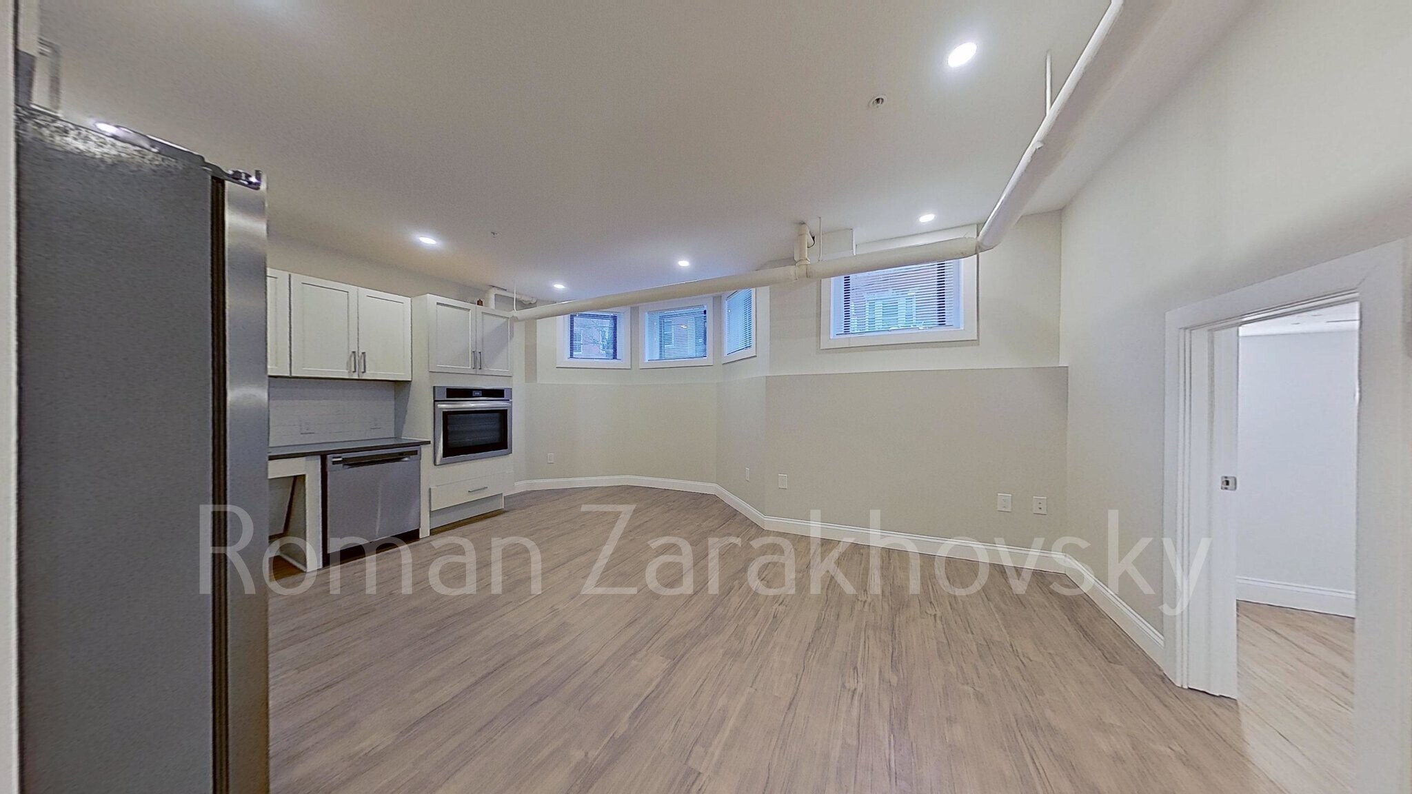 Building Photo - 2 Ayr Rd