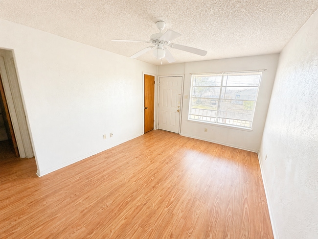 Building Photo - AVAILABLE NOW; APPLY AT OUR WEBSITE