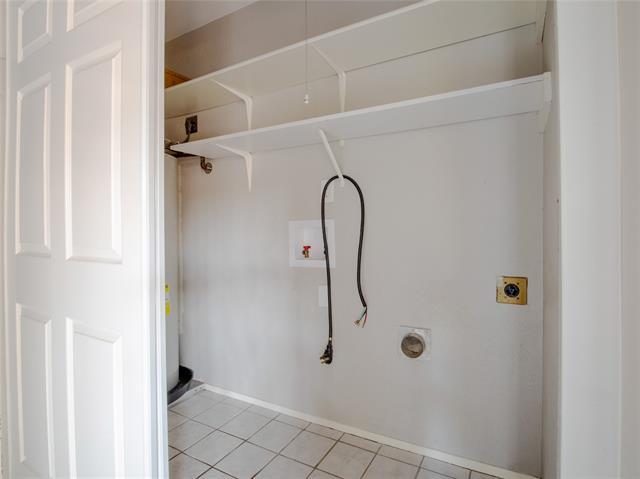 Building Photo - 5525 Rearn Dr