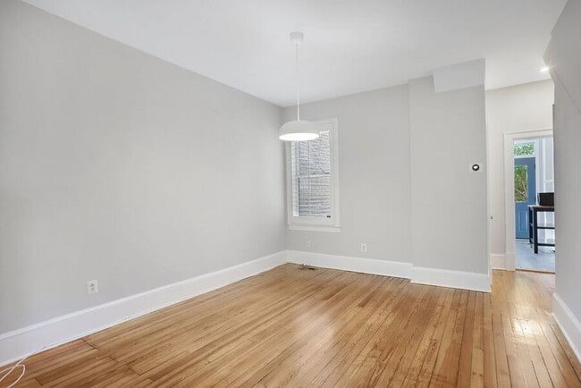 Building Photo - 1373 North Carolina Ave NE