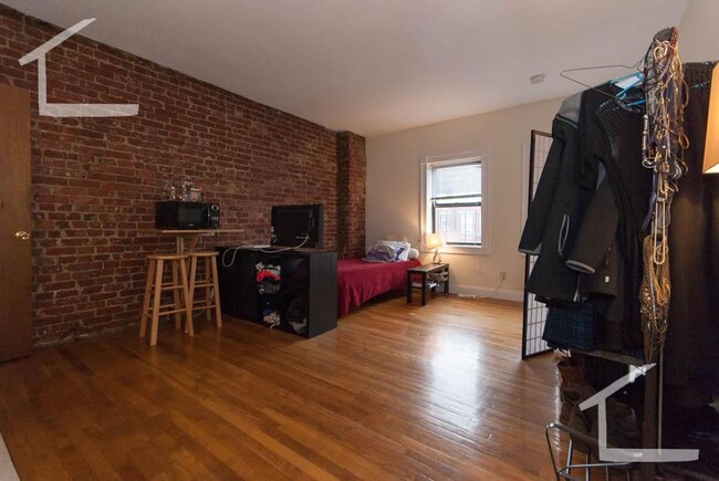 Primary Photo - Gorgeous, Modern Studio in Fenway/Kenmore ...