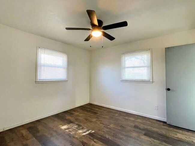 Building Photo - Shady Ranch Retreat – Your Personal 3-Bedroom Haven in Big?Spring, TX