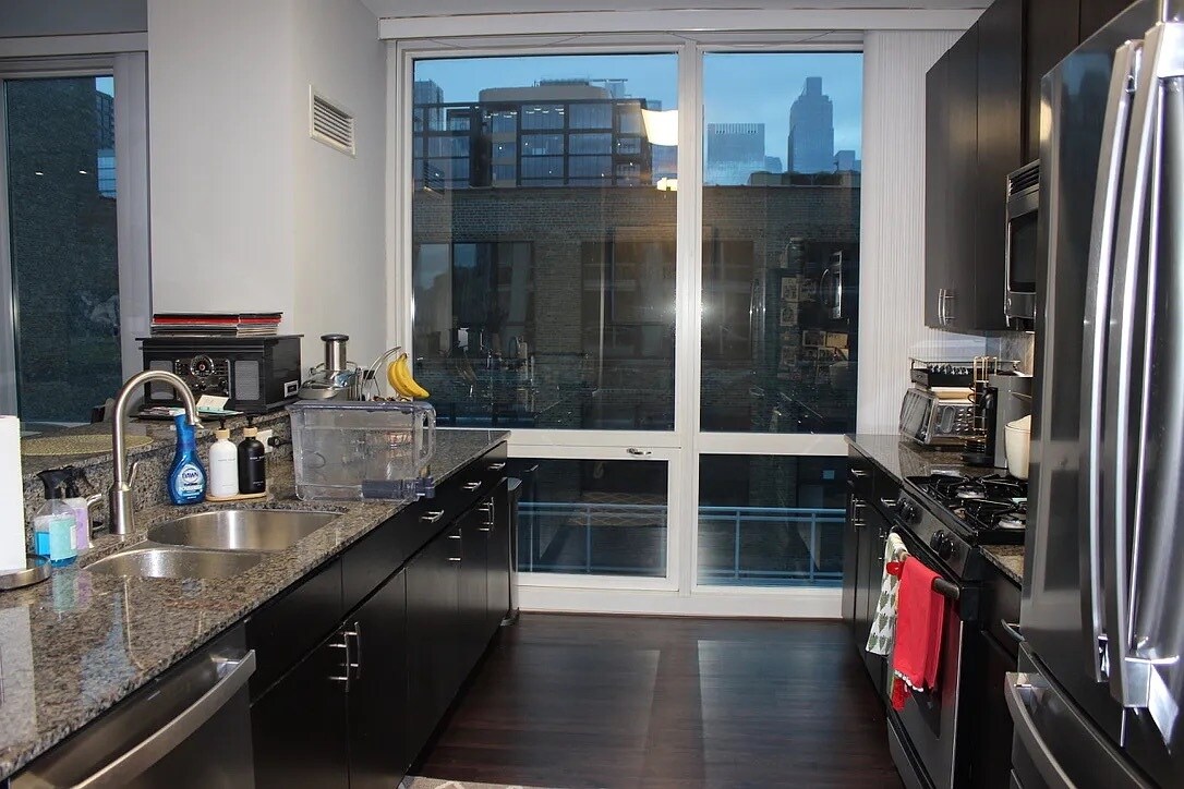 Building Photo - 757 N Orleans St