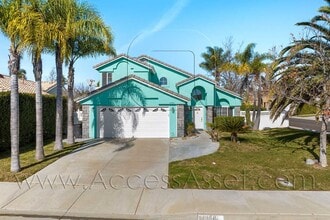 Building Photo - Beautiful 4 Bedroom Temecula Home with Private Backyard & Covered Patio