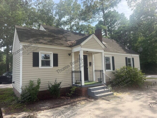 Building Photo - 1201 Tarboro St