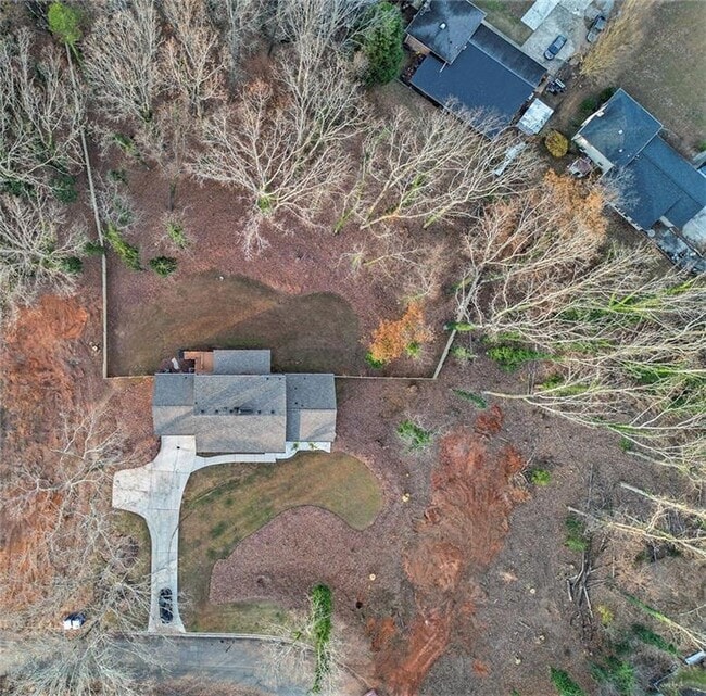 Building Photo - 788 Sherwood Rd N W