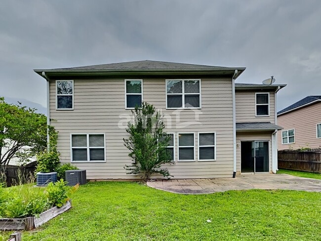 Building Photo - 330 Branch Valley Dr