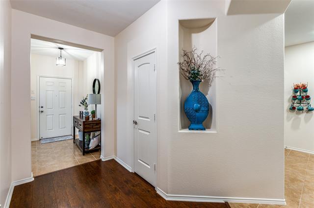 Building Photo - 504 Byron Nelson Dr