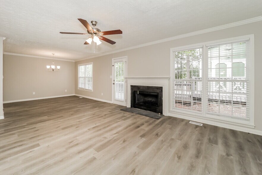 Building Photo - 1769 Bertram Ln SW