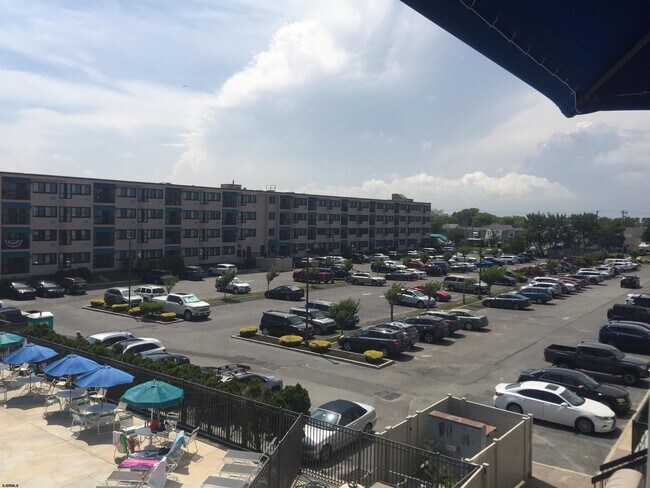 Building Photo - 4500 W Brigantine Ave