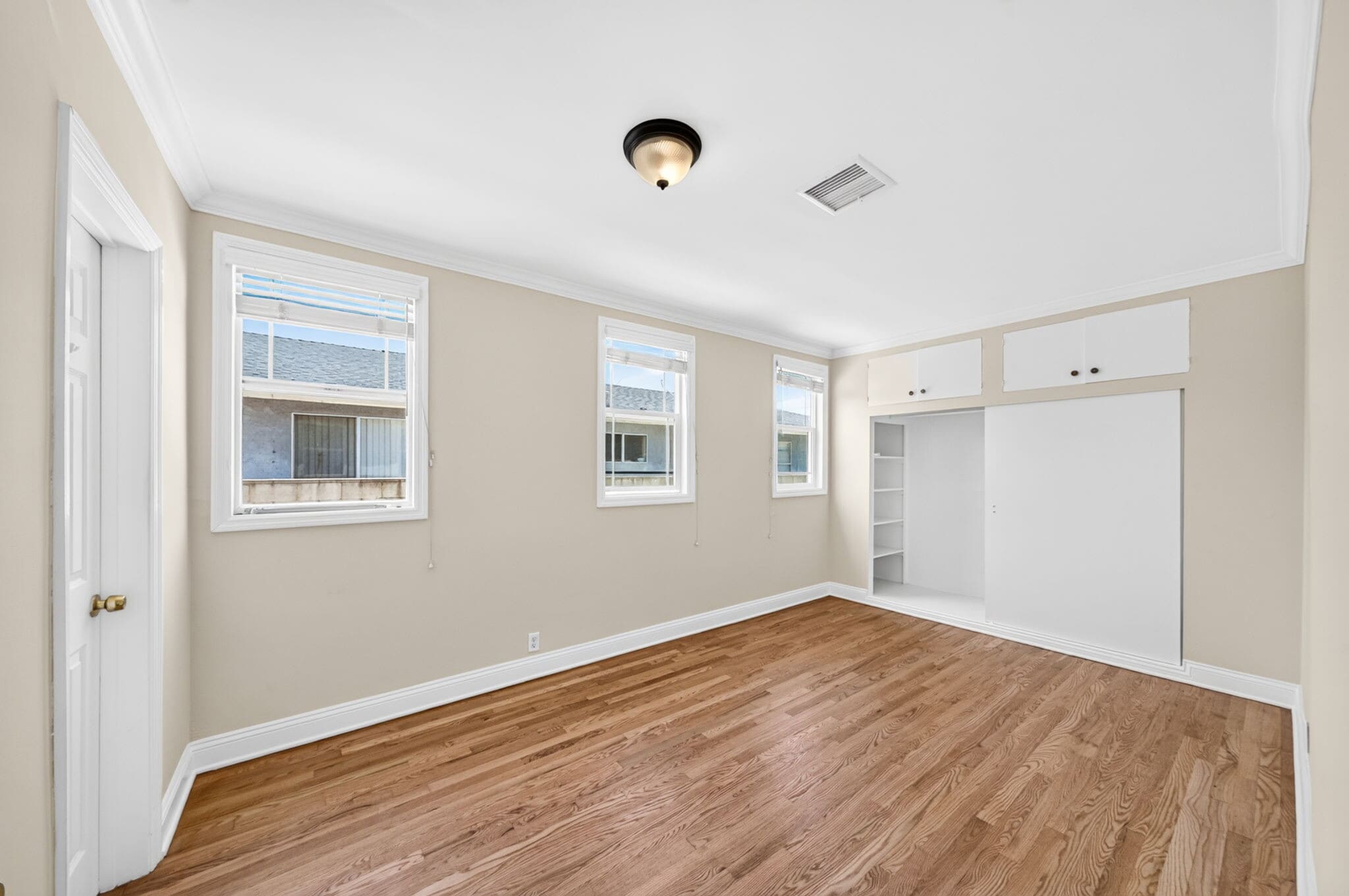 Building Photo - 10817 Charnock Rd