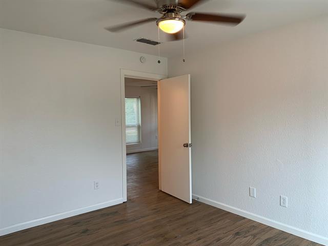 Building Photo - 3901 Bois D Arc St