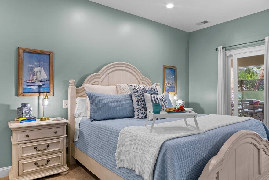 Building Photo - 30 Firethorn Ln