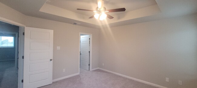 Building Photo - Luxury 3/2.5 Townhome in Cibolo