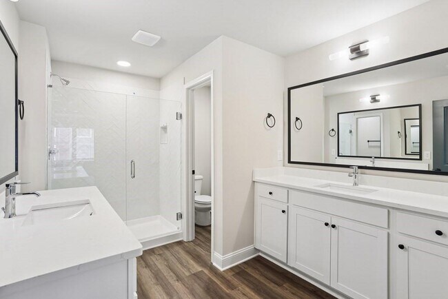 Building Photo - 4096 Island View Dr