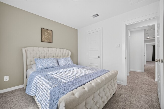 Building Photo - 10206 Penryn Frst Trl