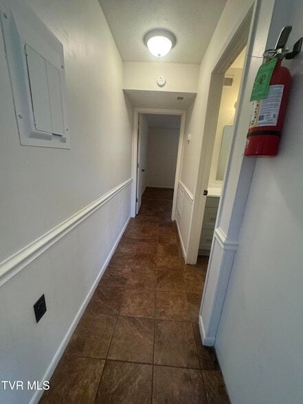 Building Photo - 1001 Kiser Blvd