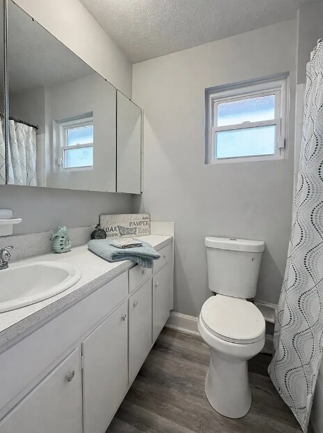 Building Photo - 341 N Burbank Dr