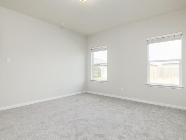 Building Photo - 1400 Ferryman Dr