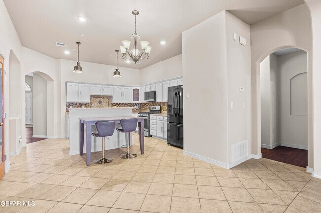 Building Photo - 3236 Sunset Point Dr