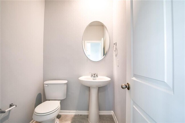 Building Photo - 509 Pulitzer Dr