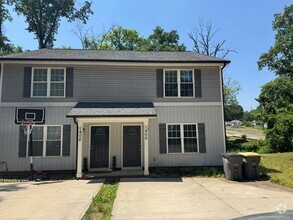 Building Photo - Newer construction townhouse in popular Ka...