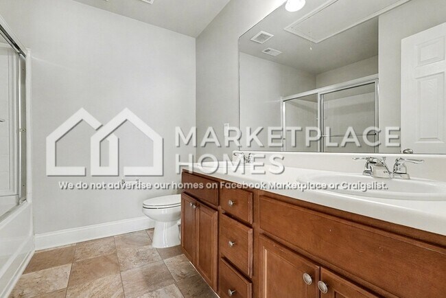 Building Photo - 5974 Westchase St