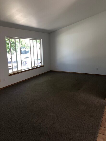 Open Floor Plan - 2348 SW 26th St
