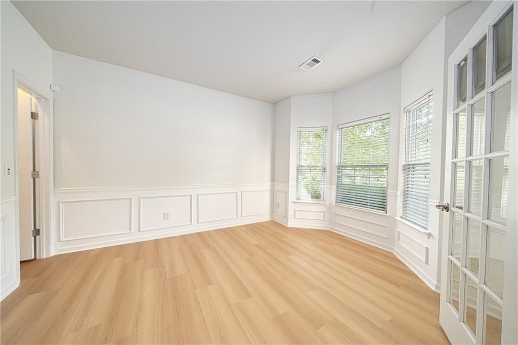 Building Photo - 715 Moonlight Way