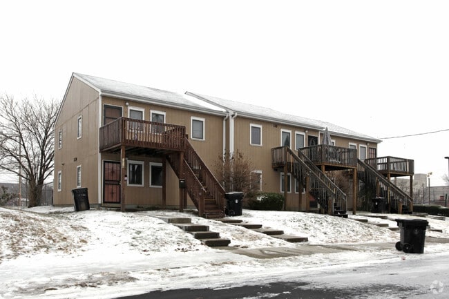 Primary Photo - 1518 Magazine St