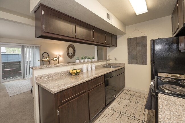 Building Photo - Pheasant Pointe