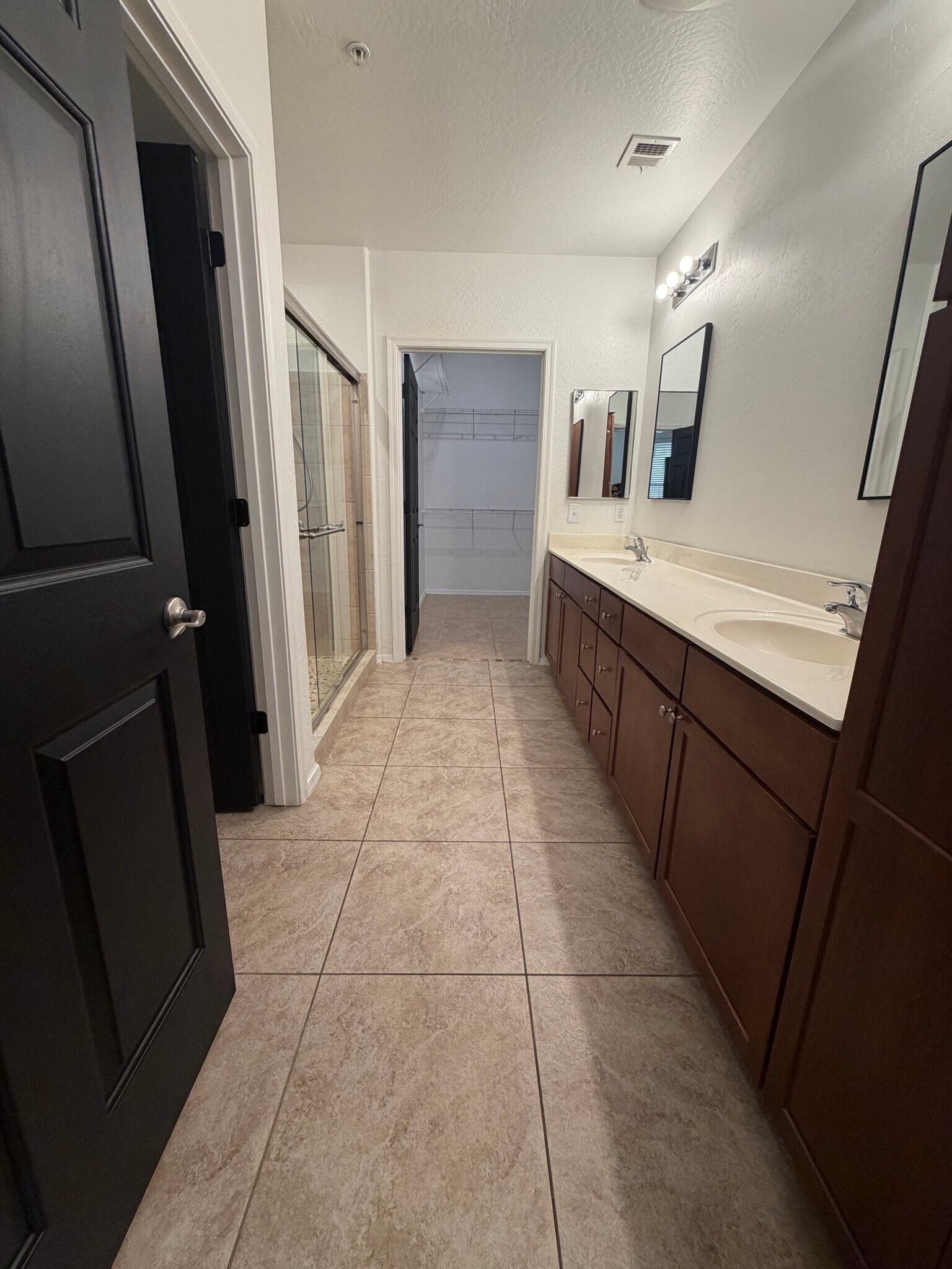 Building Photo - 14575 W Mountain View Blvd