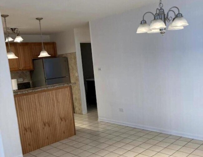 Building Photo - 10408 Major Ave