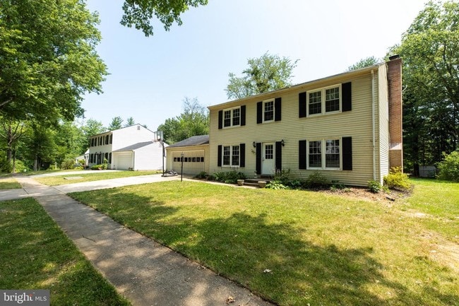 Building Photo - 2527 Lindley Terrace