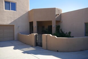 Building Photo - 6510 N Camino Arturo