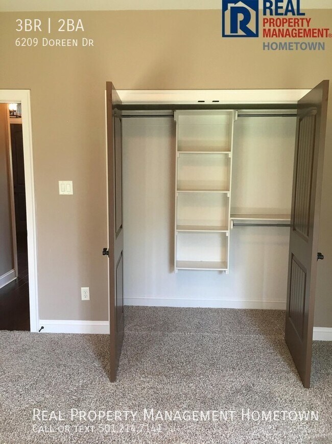 Building Photo - Magnificent 3/2 Home Tucked Away in a Beau...