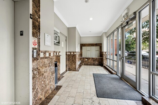 Building Photo - 1440 S Wabash Ave