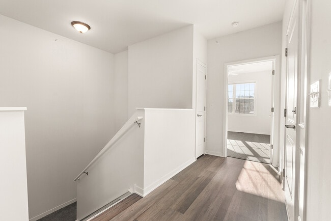 Building Photo - 58 Olympus Dr