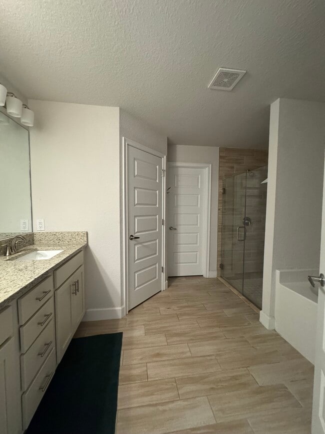 Building Photo - 83 Tucuman St