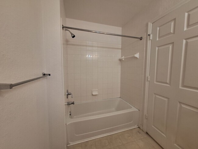 Building Photo - 4010 San Gallo Dr