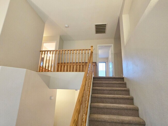 Building Photo - 5-bedroom in the heart of Gilbert