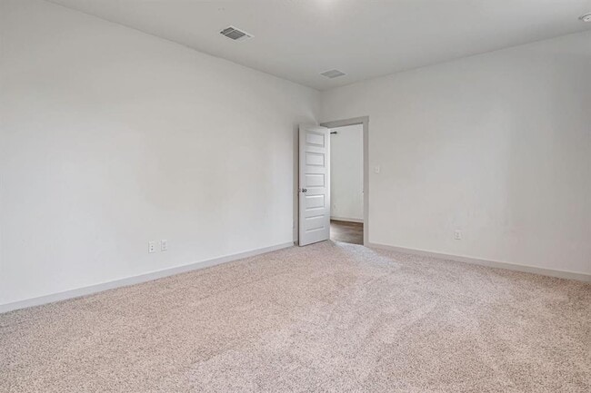 Building Photo - 204 Big Sandy Creek Dr