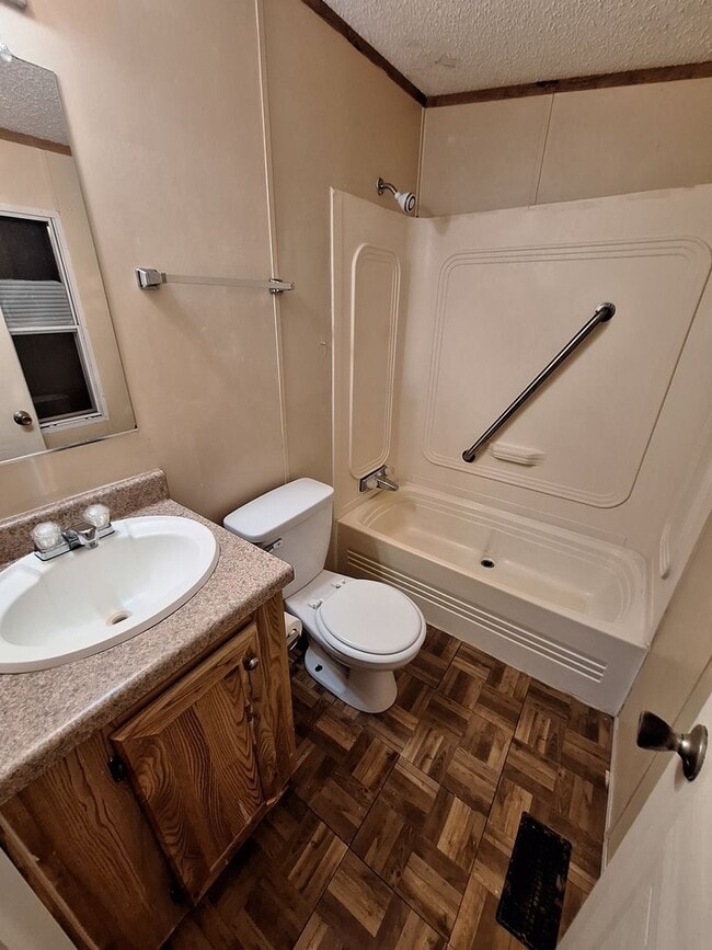 Building Photo - 103 Co Rd 151