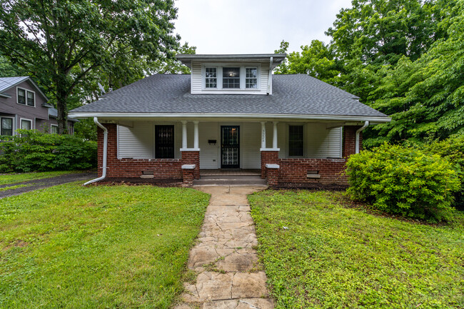 Primary Photo - 3224 Garden Dr