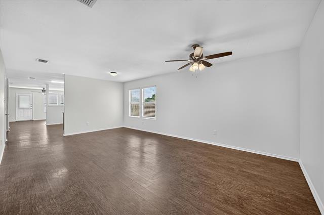 Building Photo - 1608 Diamond Lake Trail