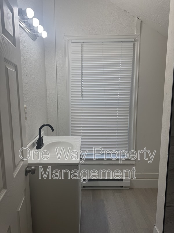 Building Photo - 1412 7th Ave