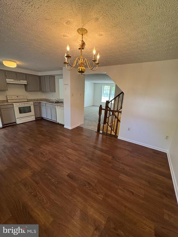 Building Photo - 9730 Red Clover Ct