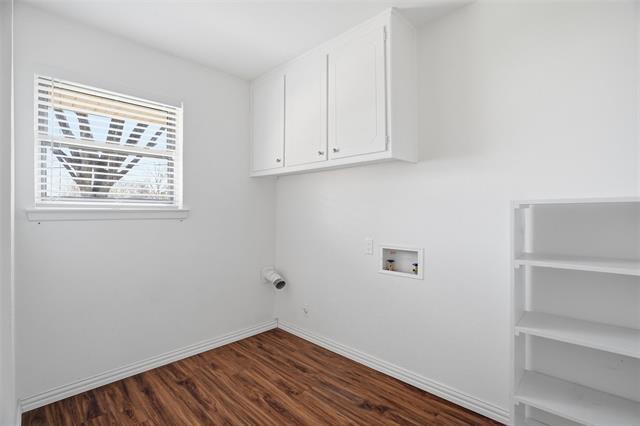 Building Photo - 8013 Carrick St