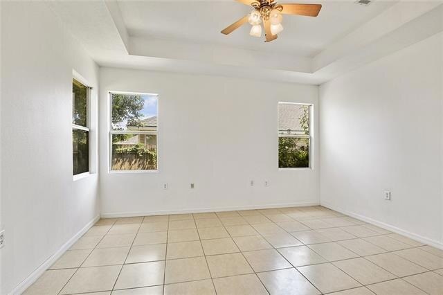 Building Photo - 2001 Dylan Dr